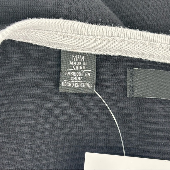 Joe's Jeans NWT Black and Grey Horizontal Ribbed Short Sleeve Cotton Tee, Medium - Picture 13 of 16